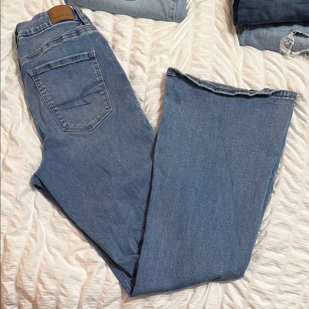 American Eagle Outfitters Light Blue Straight Leg Jeans